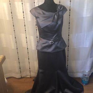 EUC Alfred Angelo  mother of the two piece gown
